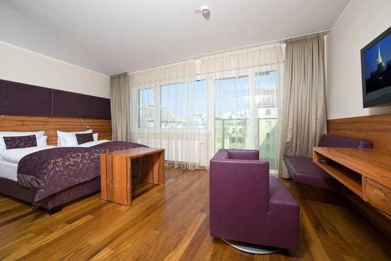 Pakat Suites Viena Exterior foto